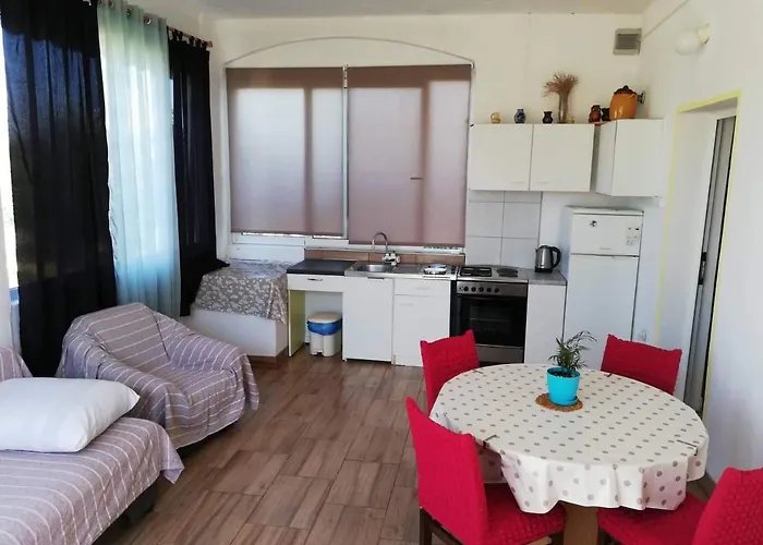 Apartment With Parking Space Tkon, Pasman - 5827 Tkon