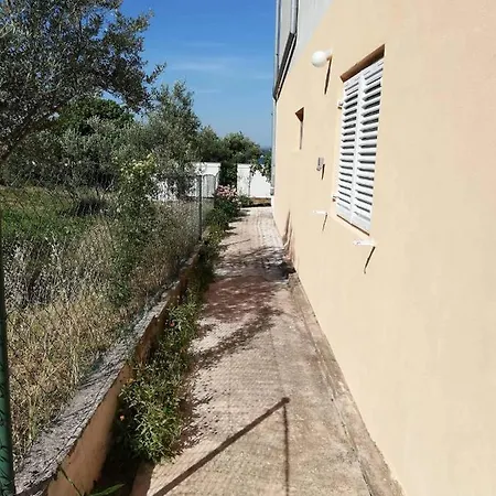 With Parking Space Tkon, Pasman - 5827 Ткон