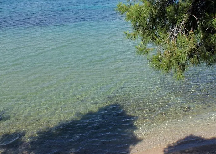 With Parking Space Tkon, Pasman - 5827 * Tkon