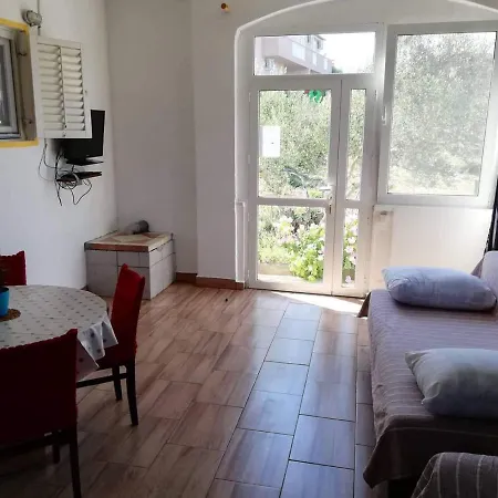 Apartamento With Parking Space Tkon, Pasman - 5827 *