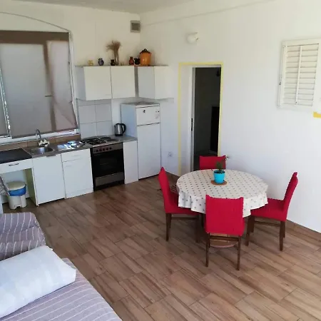 With Parking Space Tkon, Pasman - 5827 Apartamento